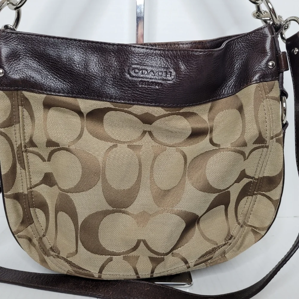 Coach Signature C's Zoe Canvas Hobo J1020-F14708